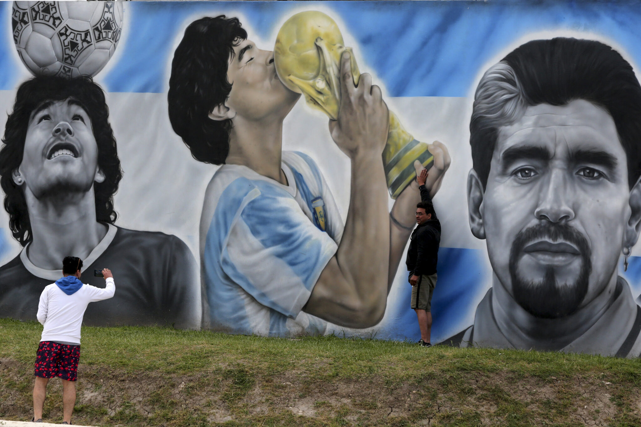 Χάλασε τη γιορτή της Μπόκα για τον Μαραντόνα η Χιμνάσια (ΦΩΤΟ)