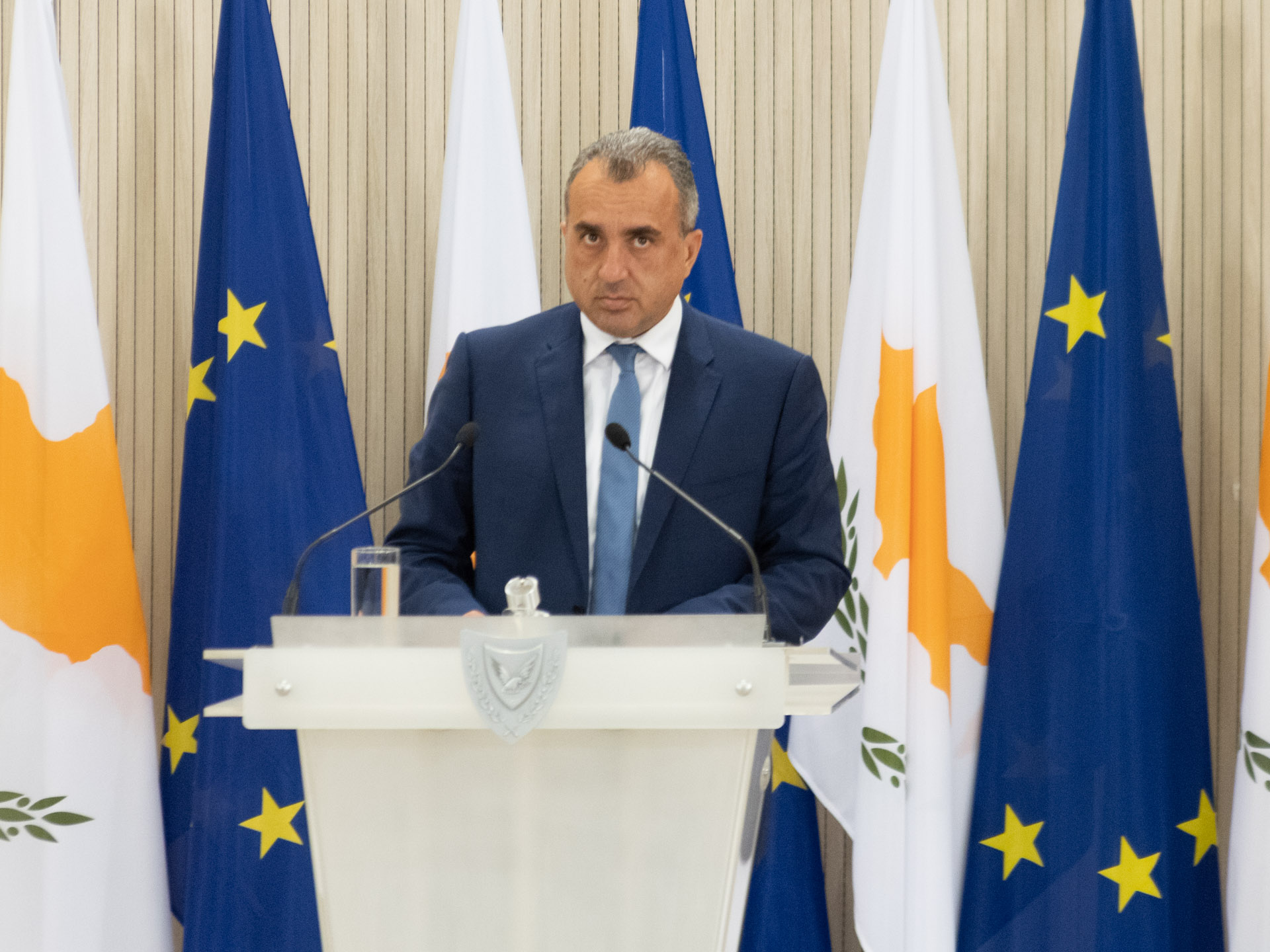 Ιδού το διάταγμα που βάζει τέλος στο SafePass σε όσους εμβολιάστηκαν με μια δόση