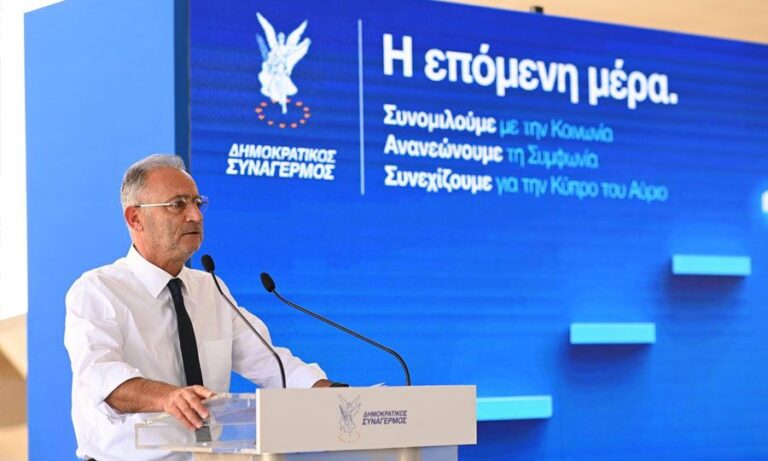 Σήκωσε μανίκια και μπήκε στην κούρσα των Προεδρικών ο Αβέρωφ Νεοφύτου