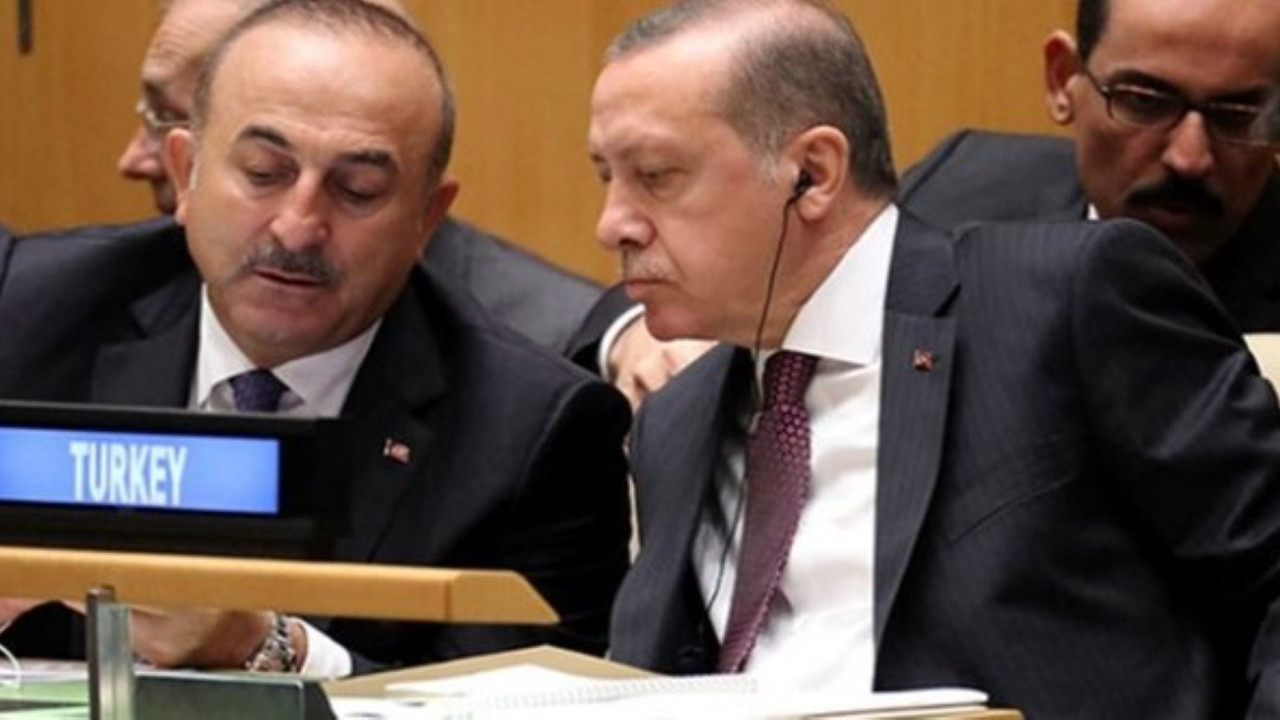 DW: Ο Τσαβούσογλου απείλησε τον Ερντογάν με παραίτηση για την υπόθεση Καβάλα