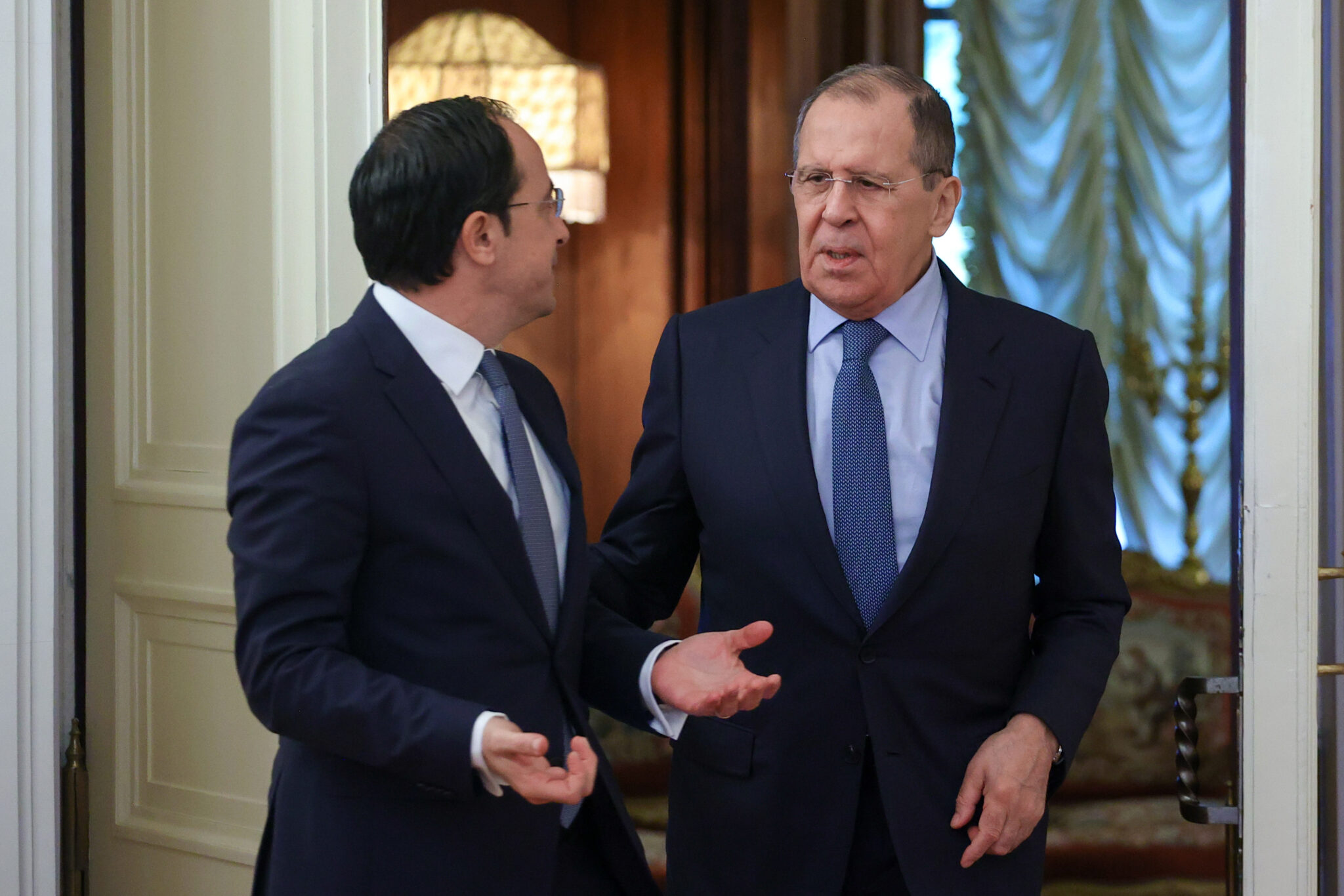 Ρωσικές διαβεβαιώσεις για κυπριακό, ξεκάθαρη θέση για προκλήσεις στα Βαρώσια