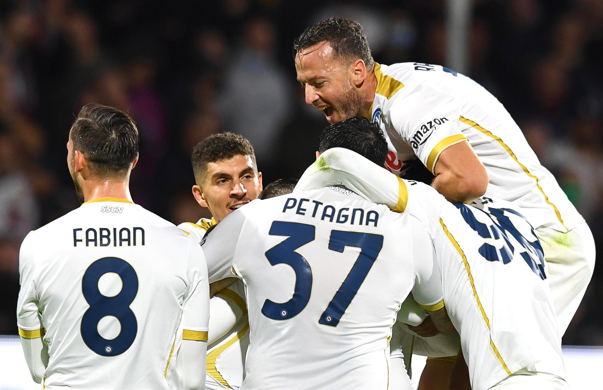 Πέρασε και από το Σαλέρνο το… τρένο της Νάπολι