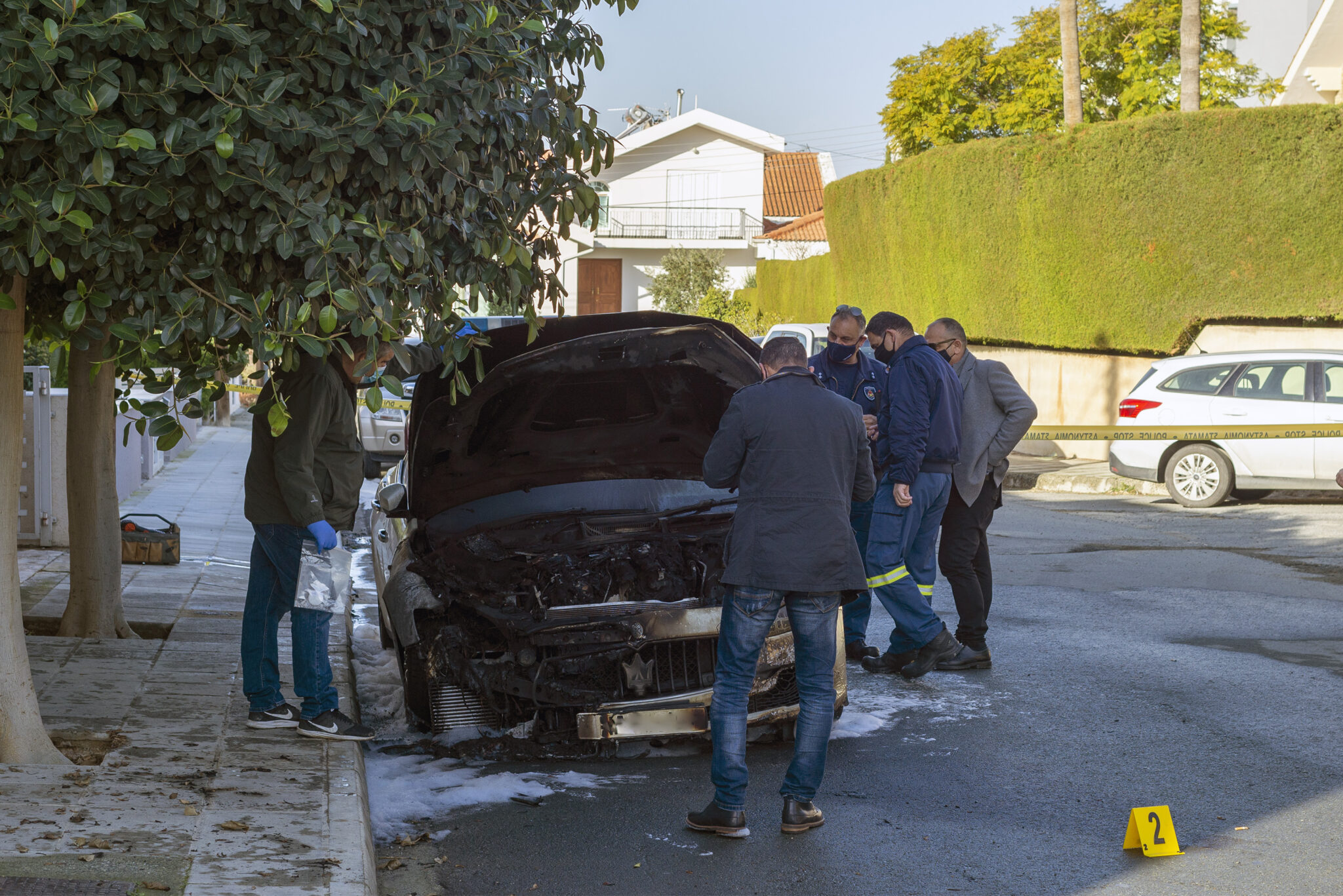 Τρεις γυναίκες φέρονται να έκαψαν όχημα για να λύσουν "προσωπικές διαφορές"