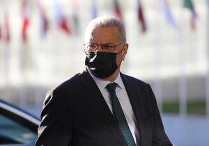 Χρέος μας να παραμείνουμε ακλόνητοι στον αγώνα μας, λέει ο ΥΠΕΣ