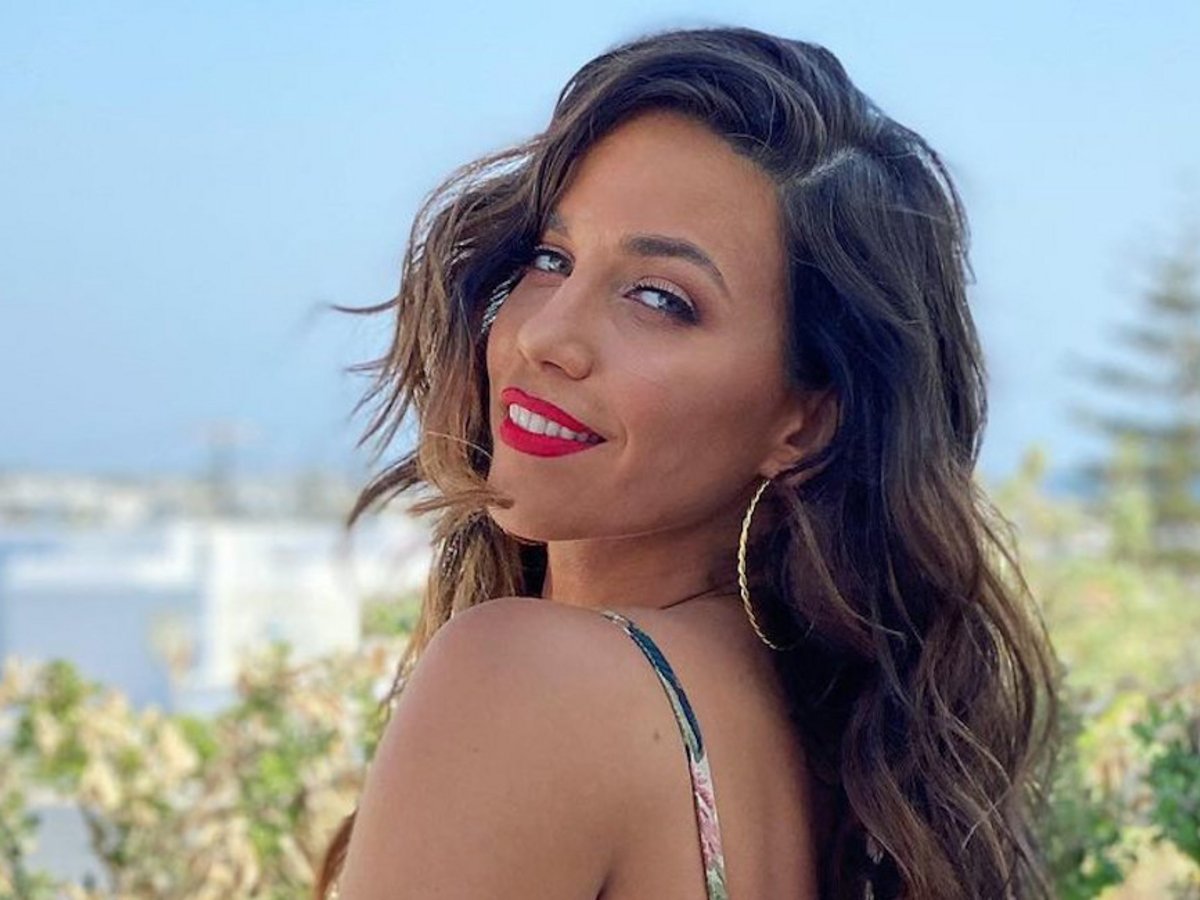 Κορμάρα η Στικούδη στην πρώτη της εμφάνιση στο J2US δυο εβδομάδες μετά την γέννα