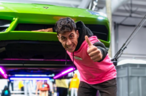 Ο κόσμος των Influencers: Ο Κύπριος που έφυγε με αυτοκίνητο αξίας €260.000