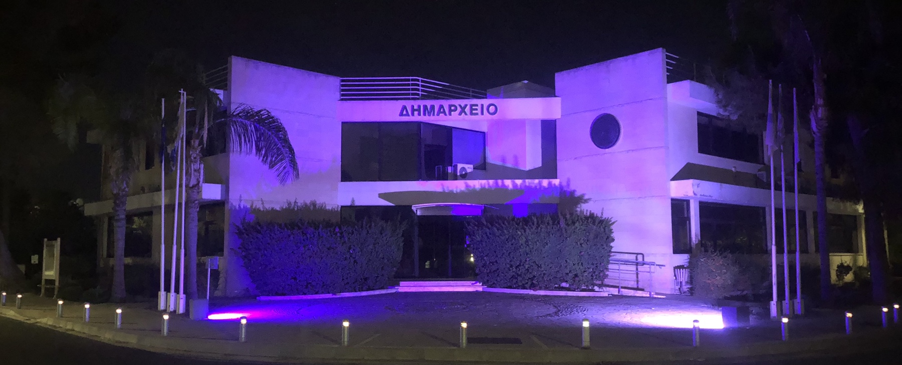 ΦΩΤΑΓΩΓΗΣΗ ΜΝΗΜΕΙΩΝ ΓΙΑ ΤΗΝ ΗΜΕΡΑ ΕΥΑΙΣΘΗΤΟΠΟΙΗΣΗΣ ΓΙΑ ΤΗΝ ΜΑΣΤΟΚΥΤΤΑΡΩΣΗ