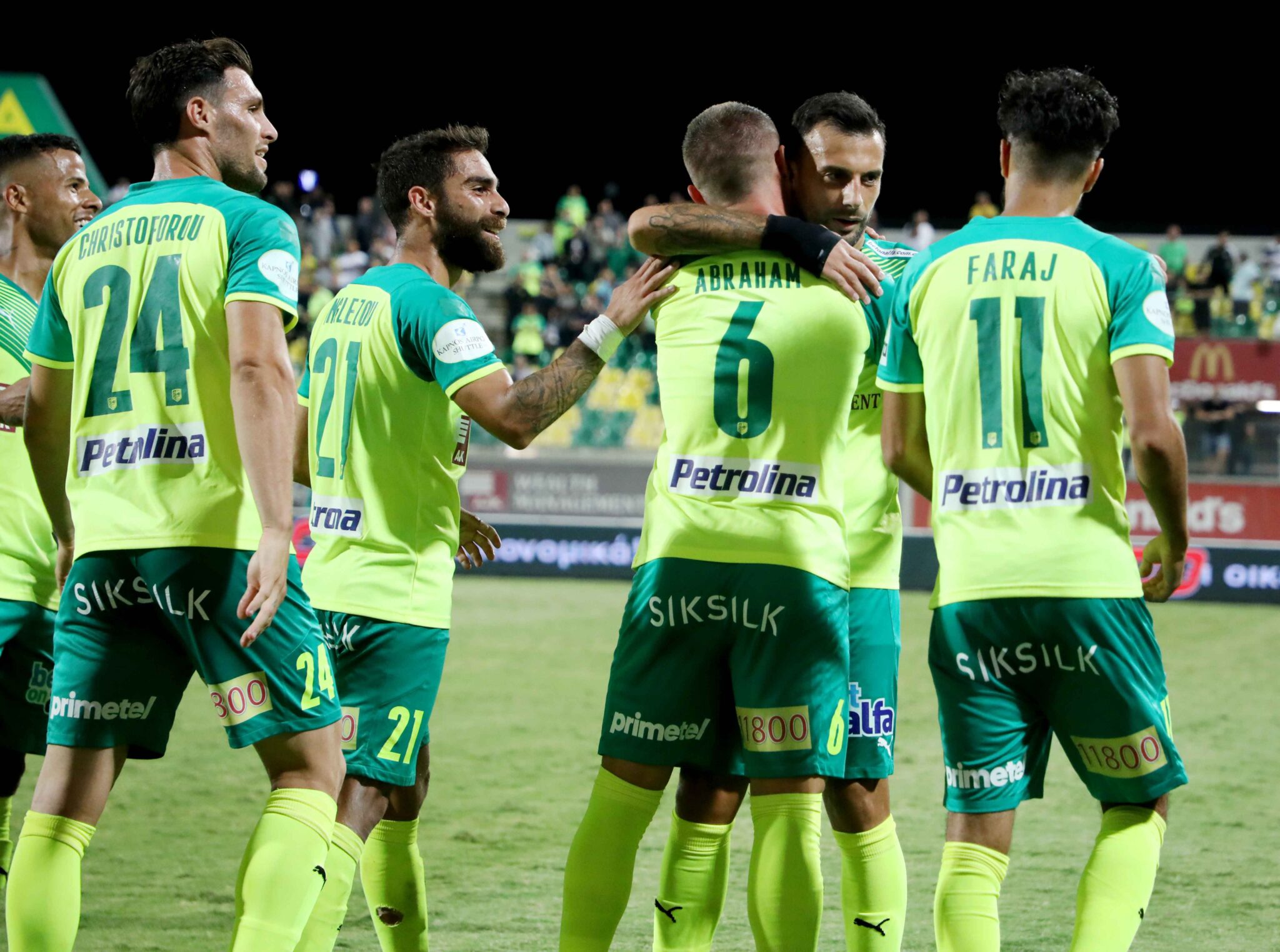 «Κατασκοπεύει» και… προετοιμάζεται η ΑΕΚ