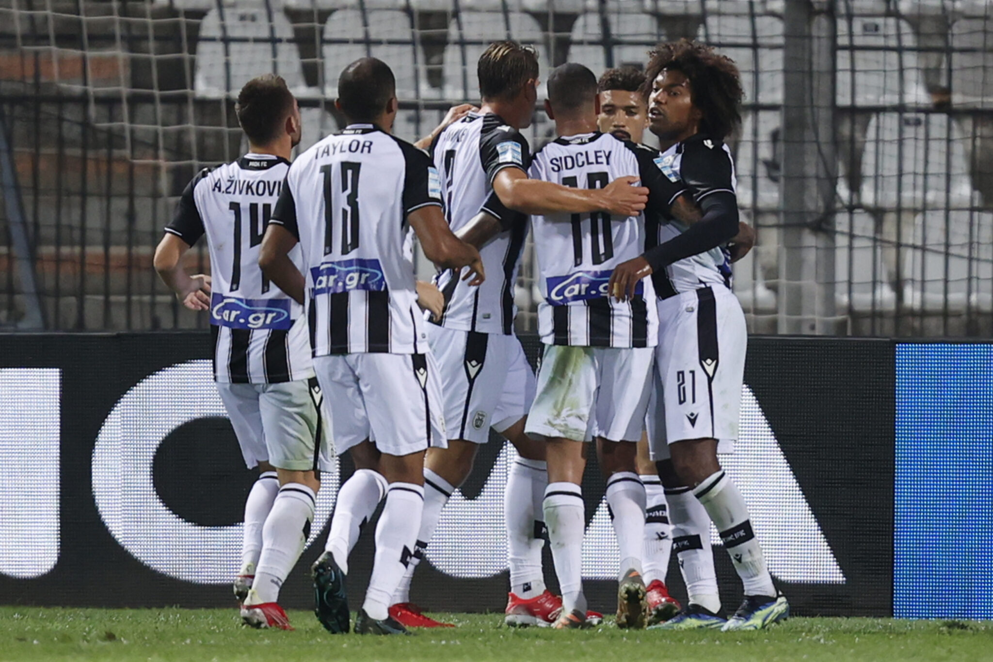 «Πετάει» εκτός έδρας ο ΠΑΟΚ