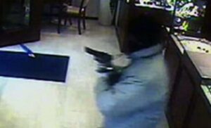 31χρονος πίσω από την ένοπλη ληστεία σε περίπτερο στην επ. Αμμοχώστου