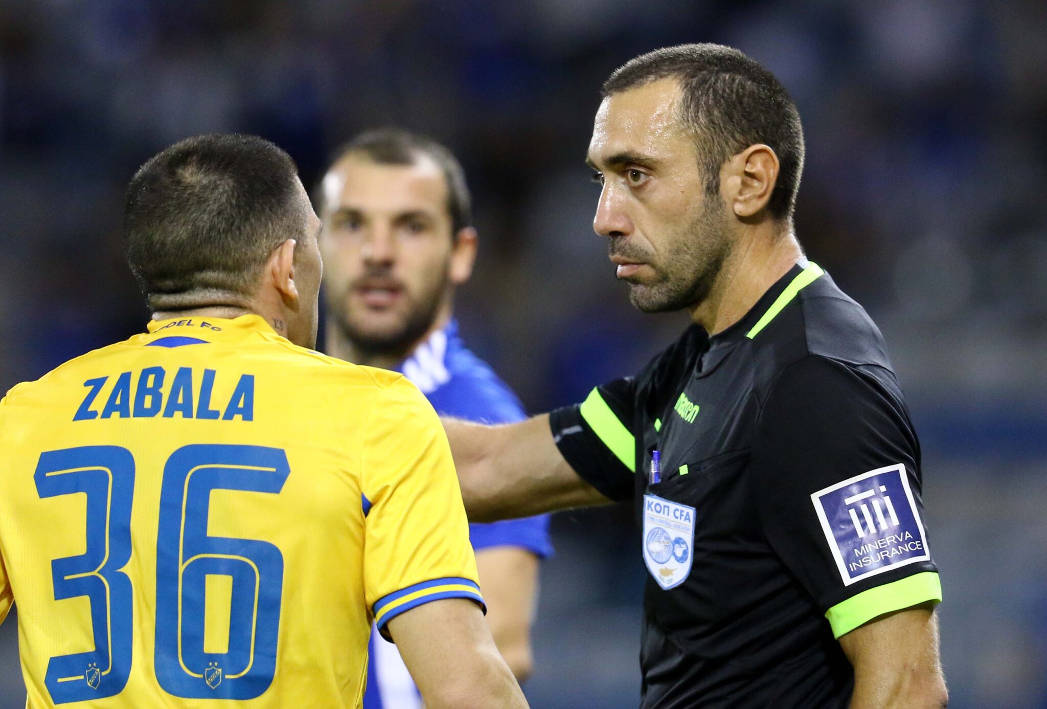 Έντονα παράπονα από ΑΠΟΕΛ για Θεουλή και VAR (ΒΙΝΤΕΟ)