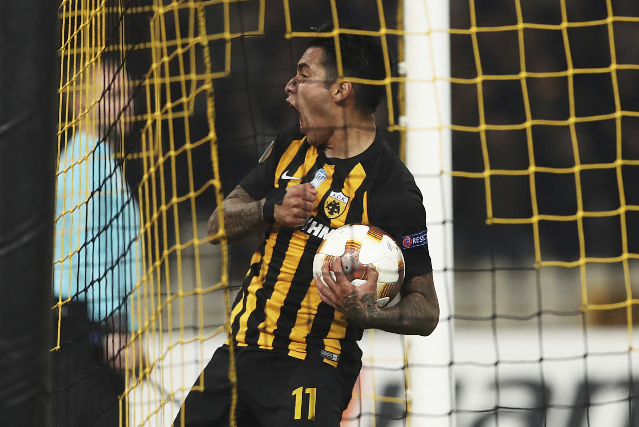 Κρίσιμη μέρα για Αραούχο στην ΑΕΚ