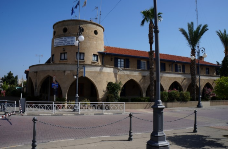 Άγνωστοι παριστάνουν λειτουργούς της ΑΗΚ και κλέβουν χιλιάδες ευρώ από πολίτες