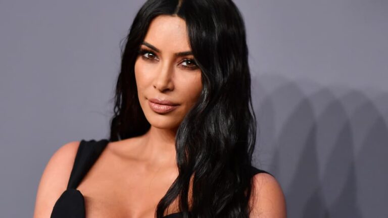 Kim Kardashian: Έκανε το ντεμπούτο της στο TikTok με την κόρη της North (ΒΙΝΤΕΟ)