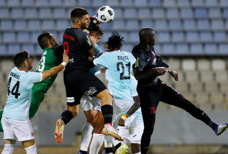 Νέα Σαλαμίνα – Ολυμπιάς Λυμπιών ανοίγουν την αυλαία της 9ης αγωνιστικής