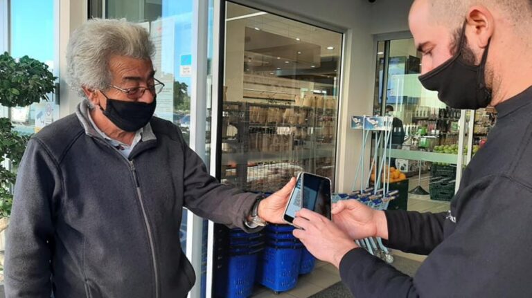 "CovScan": Ψηφιακός από σήμερα ο έλεγχος των Safepass (ΒΙΝΤΕΟ)