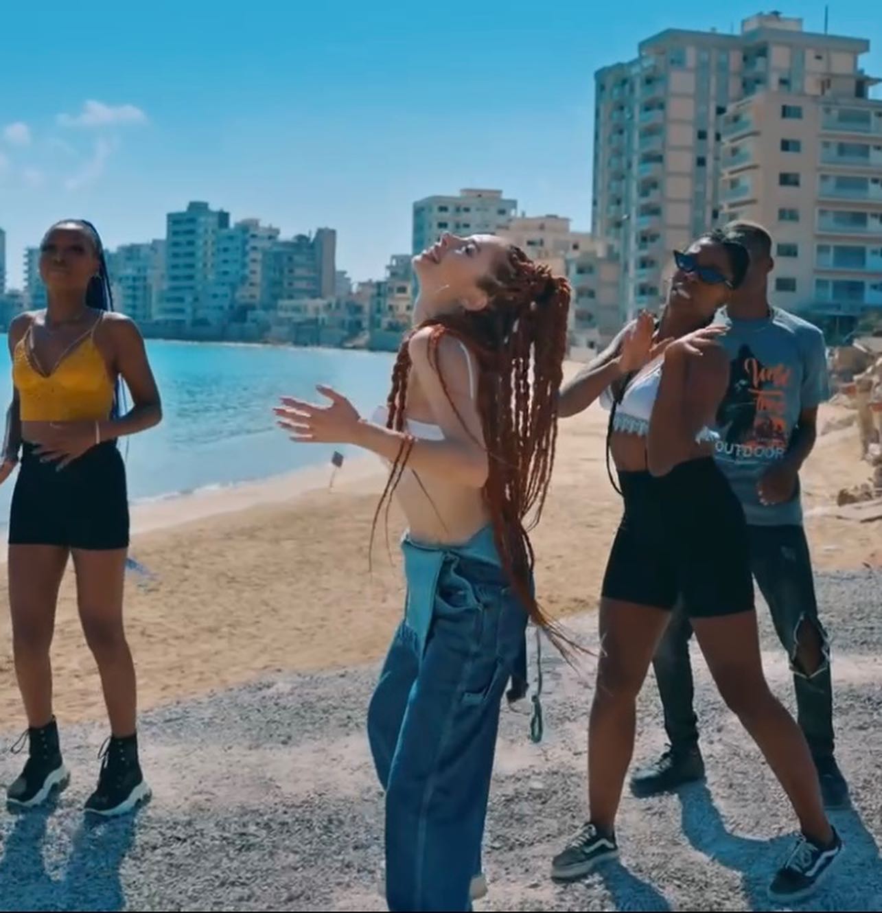 ΒΙΝΤΕΟ: Το πρώτο βίντεο κλιπ τουρκικού τραγουδιού στην περίκλειστη Αμμόχωστο