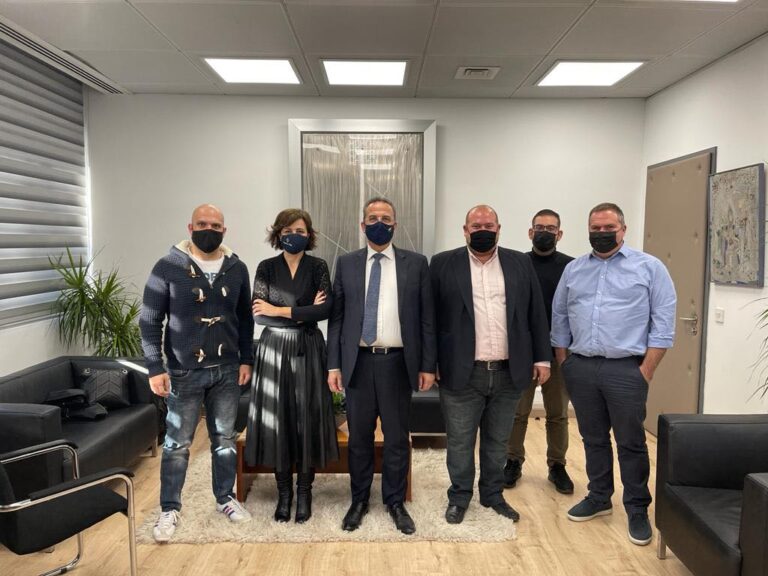 Τρόπους συνεργασίας συζήτησαν Κυπριακός Οργ. Εκδοτών Διαδικτύου-Υφ. Καινοτομίας