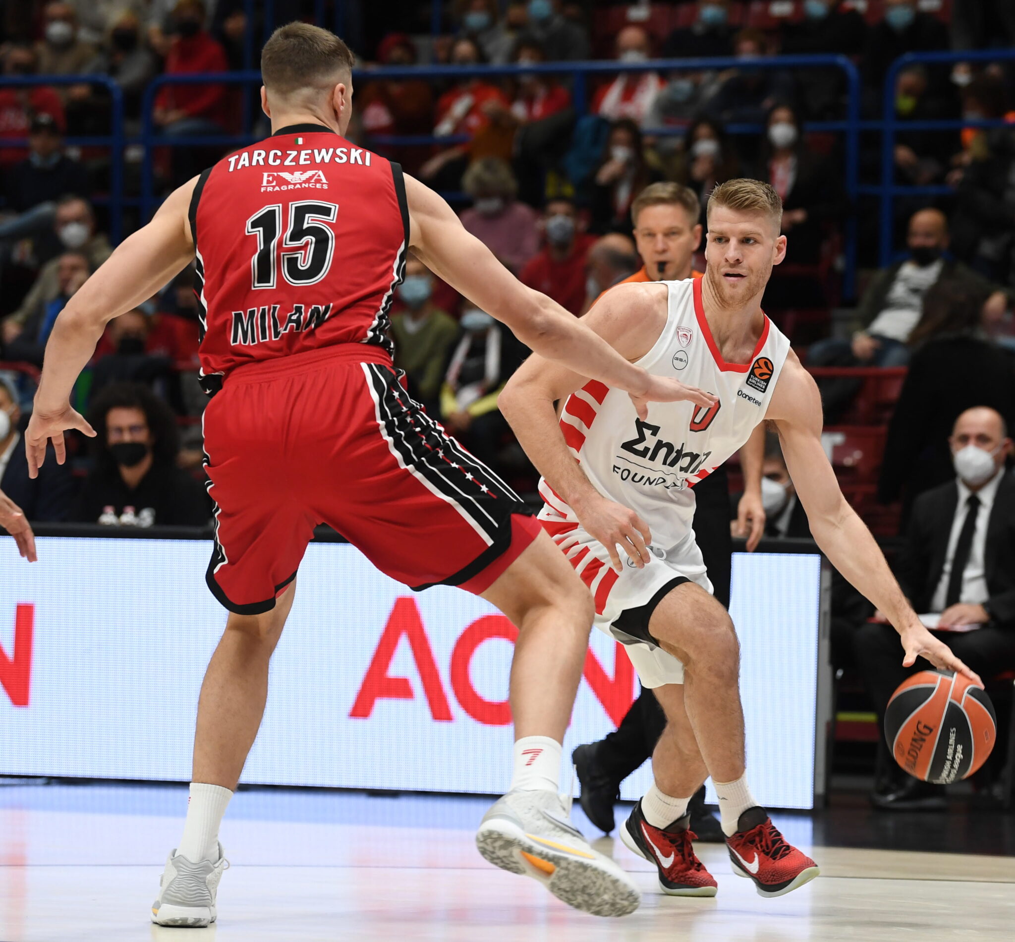 Απάντησε με «διπλό» στο Μιλάνο ο εκθαμβωτικός Ολυμπιακός