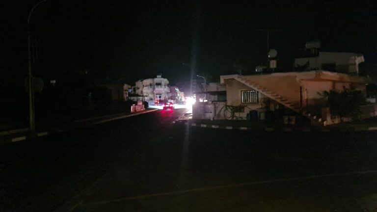 Στο σκοτάδι το Αυγόρου λόγω βλάβης στο δίκτυο της ΑΗΚ (ΦΩΤΟ&ΒΙΝΤΕΟ)