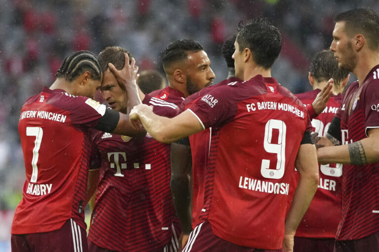 Bundesliga: Απειλεί το αήττητο της Φράιμπουργκ η Μπάγερν, μεγάλο ματς στη Λειψία