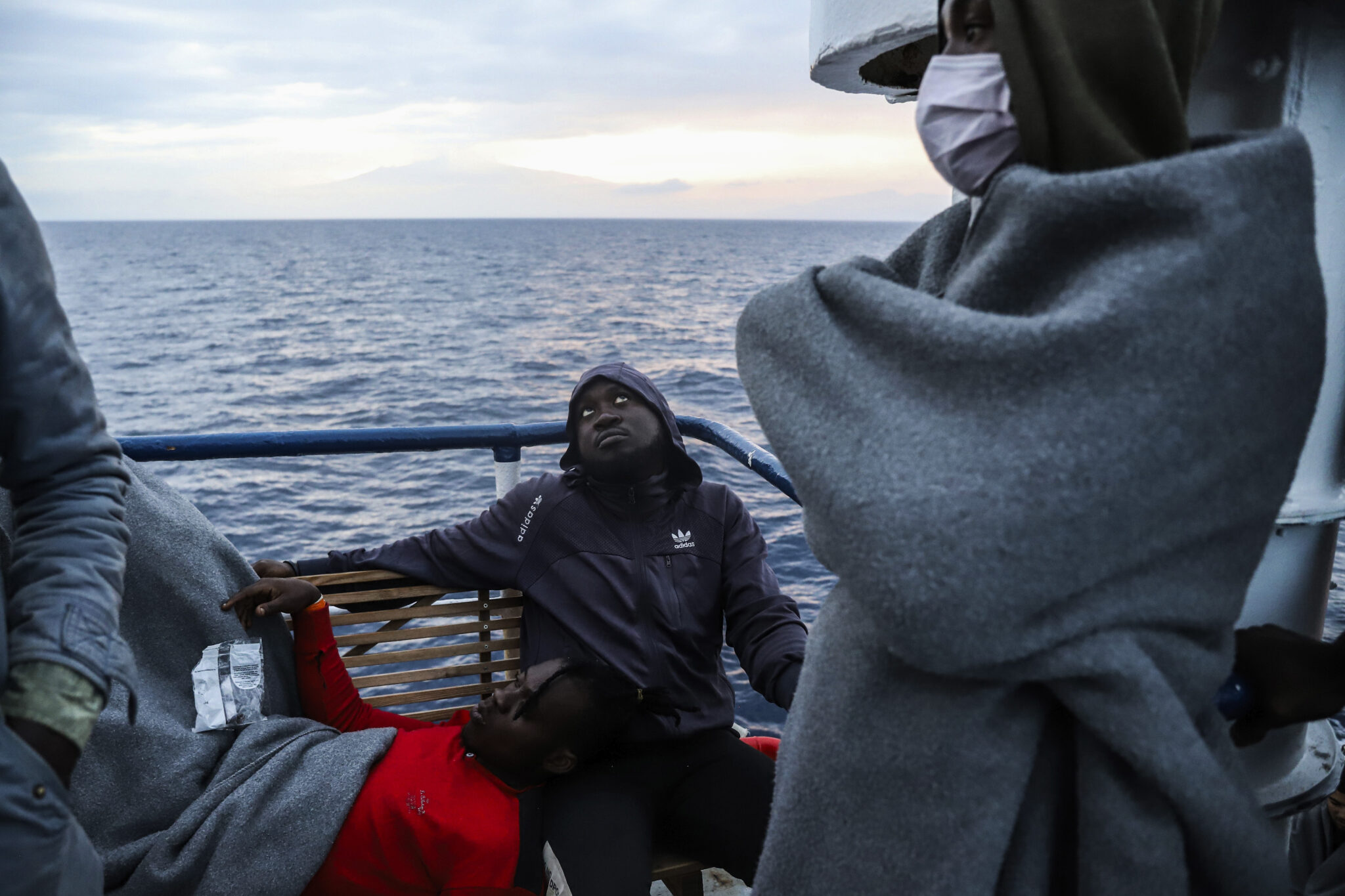 Τραγωδία με μετανάστες ανοιχτά της Κρήτης: Ένας νεκρός κι ένας τραυματίας