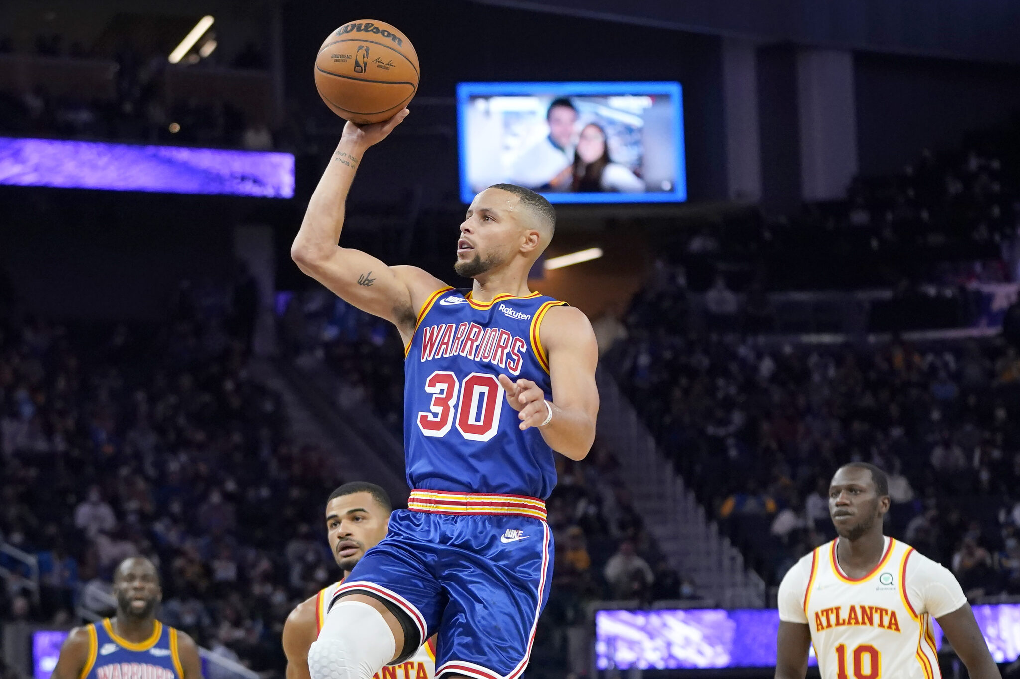 «Όργια» Κάρι με 50άρα, θρίαμβος των Μπουλς με Μπρούκλιν