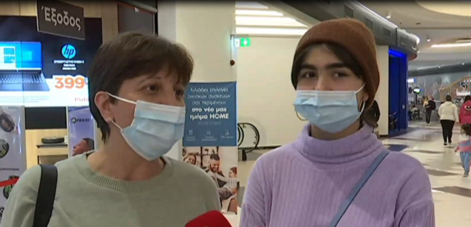 Βλέπουν αλλά δεν αγοράζουν, περιμένουν τις εκπτώσεις και Black Friday (BINTEO)