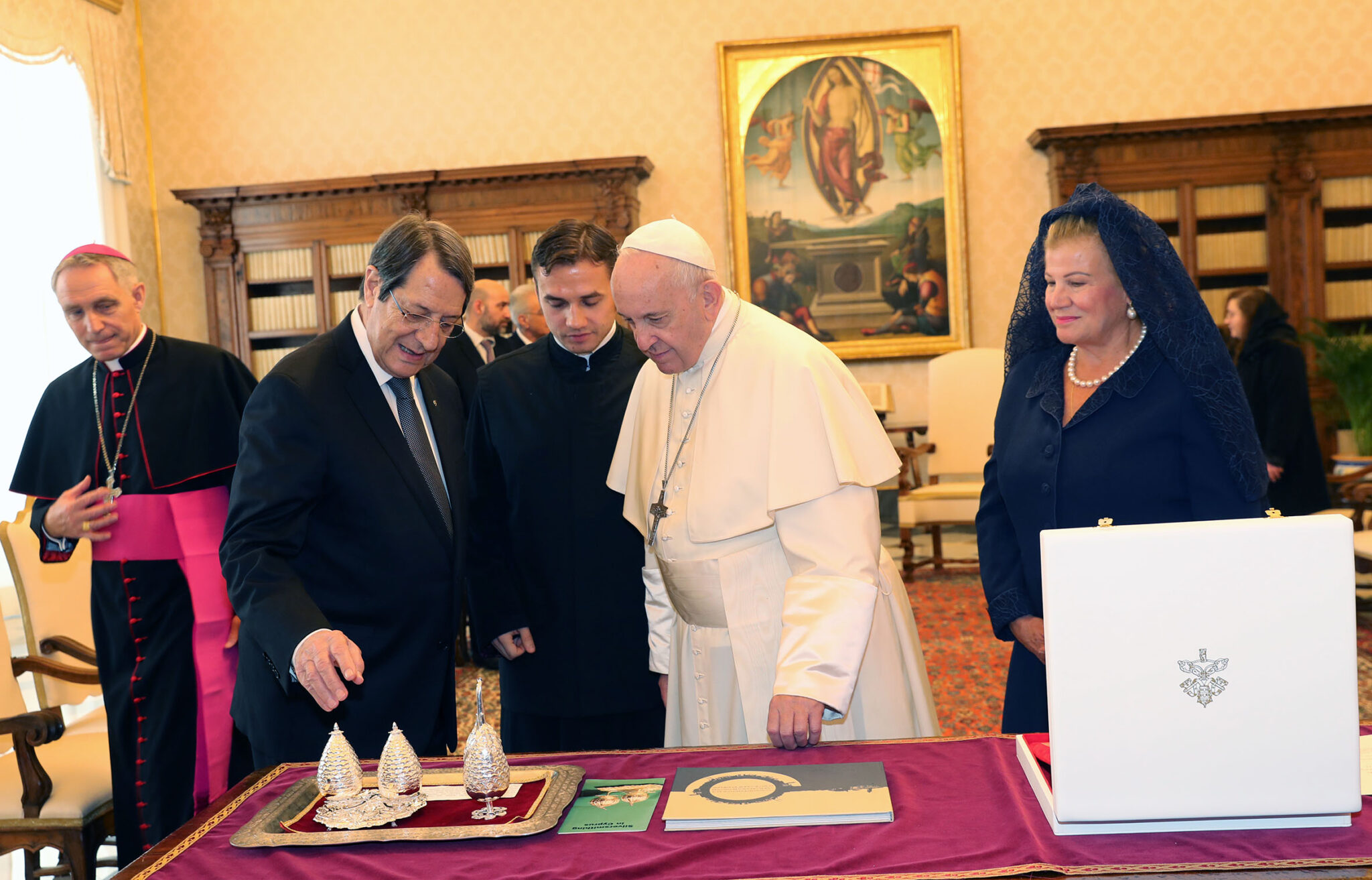 Ιστορική η επίσκεψη του Πάπα στην Κύπρο, λέει η Κυβέρνηση