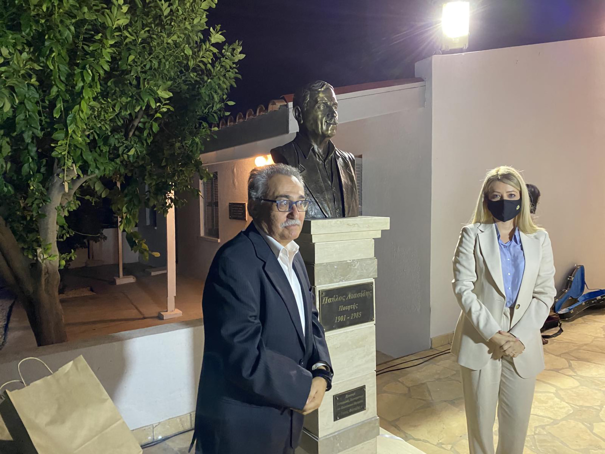 Αννίτα: Ο Παύλος Λιασίδης τραγούδησε τις χαρές και τις λύπες των απλών ανθρώπων