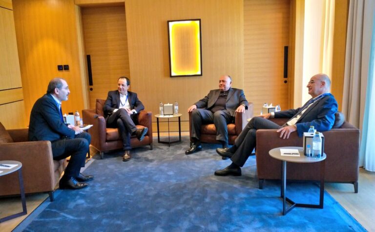 Συνάντηση ΥΠΕΞ Κύπρου, Αιγύπτου, Ελλάδας και Ιορδανίας στο Ντουμπάι