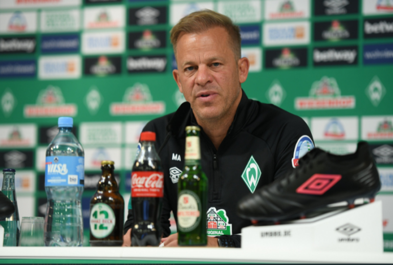 Κατηγορείται για πλαστό πιστοποιητικό εμβολιασμού ο προπονητής της Βέρντερ