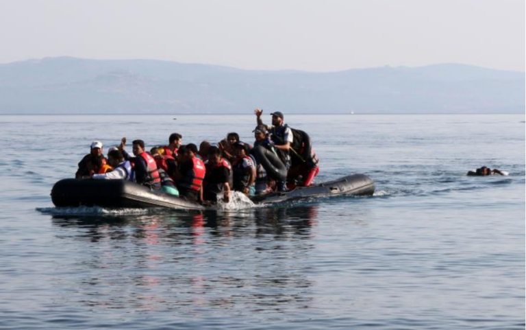 Υπό κράτηση ο 48χρονος διακινητής των μεταναστών που βρέθηκαν στο Κάβο Γκρέκο