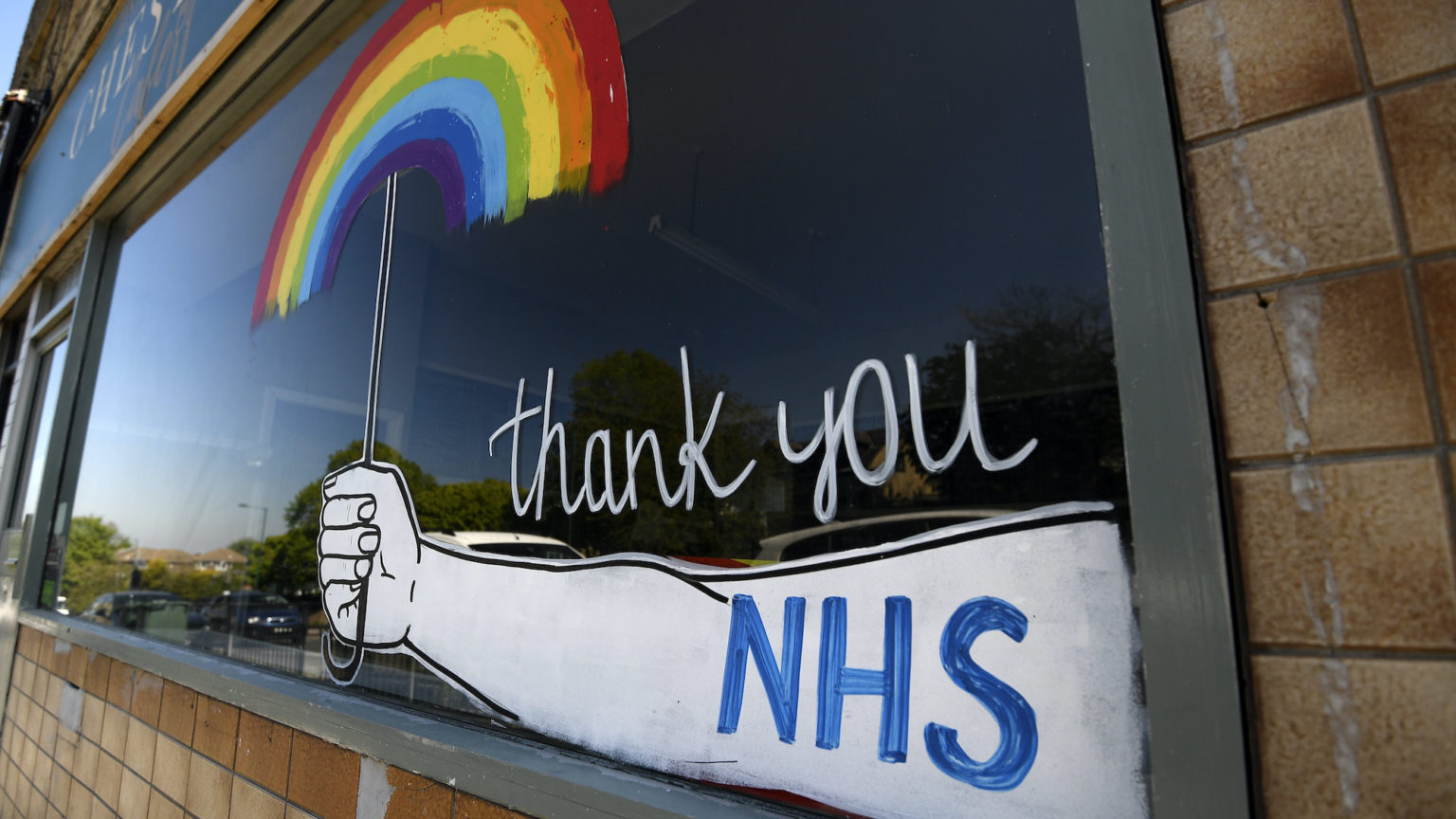 Υποχρεωτικός ο εμβολιασμός εργαζομένων στο αγγλικό NHS από 1η Απριλίου