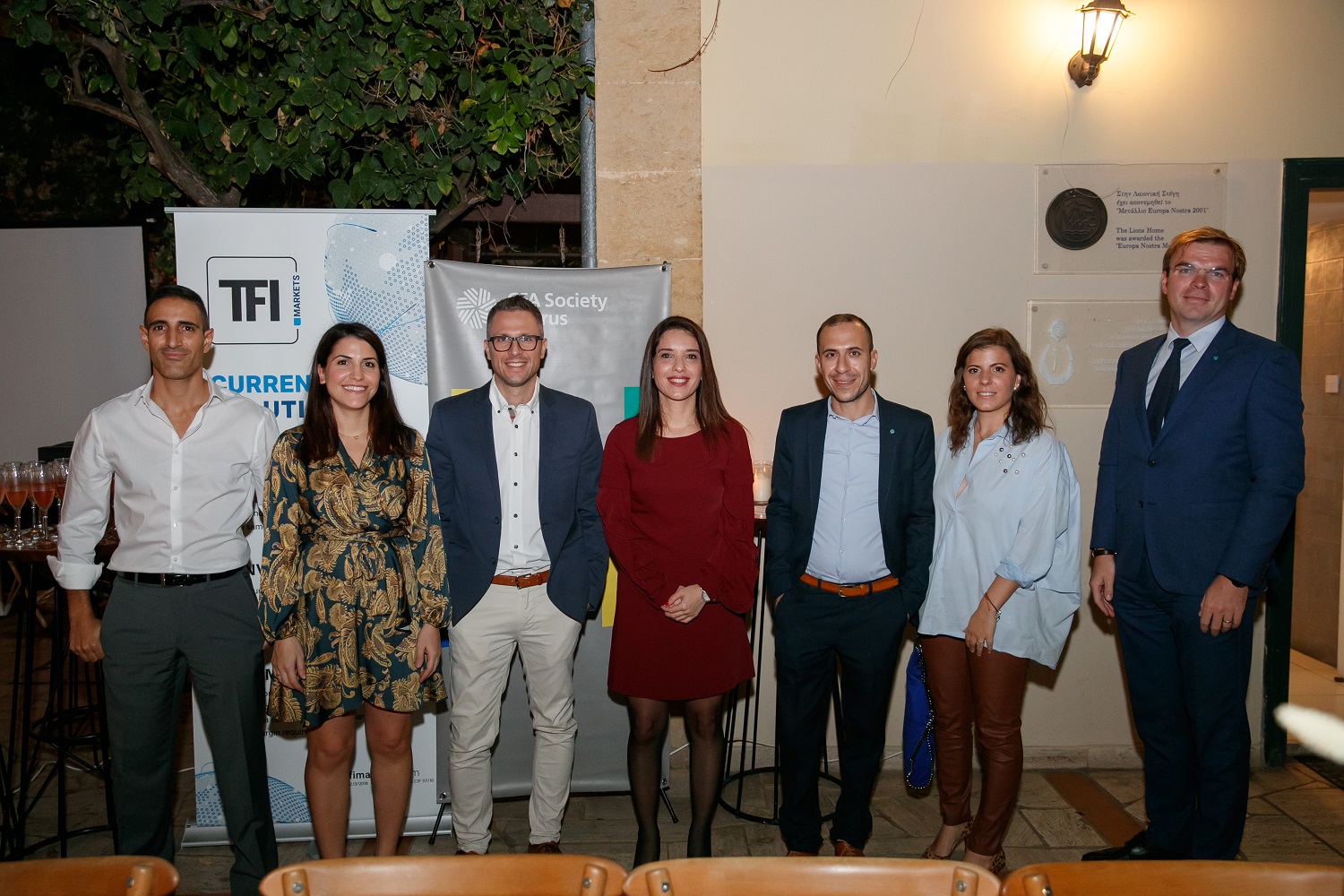 Στην Παγκόσμια Οικογένεια του CFA Institute 14 νέοι Charterholders