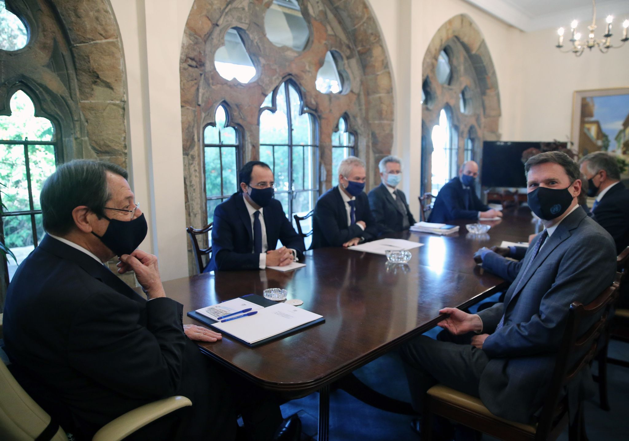 Στιούαρτ: Προσβλέπω να βοηθήσω τη διαδικασία για το κυπριακό