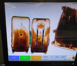 Άκουσε την ποινή του 75χρονος που έφτασε στην Κύπρο με 2kg κάνναβης