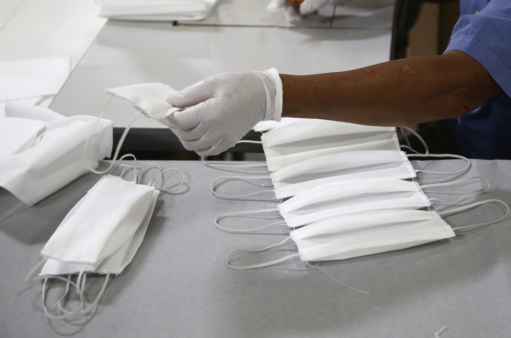 Του ζήτησε να φορέσει μάσκα και έσπασε τον ανεμοθώρακα λεωφορείου (ΒΙΝΤΕΟ)