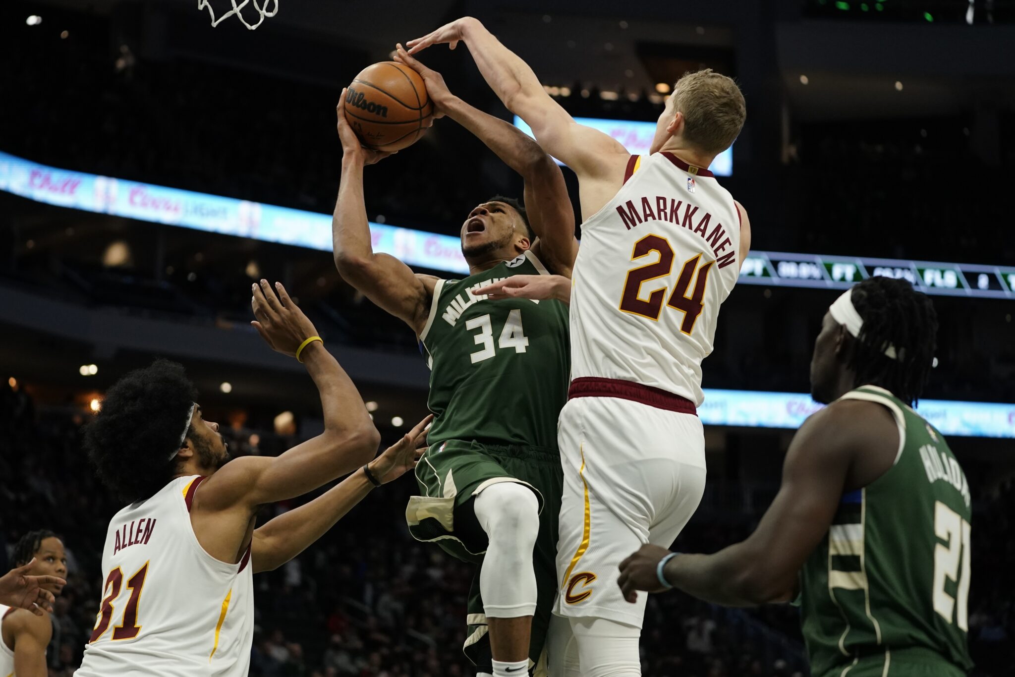 «Πάρτι» των Μπακς στα γενέθλια του Γιάννη