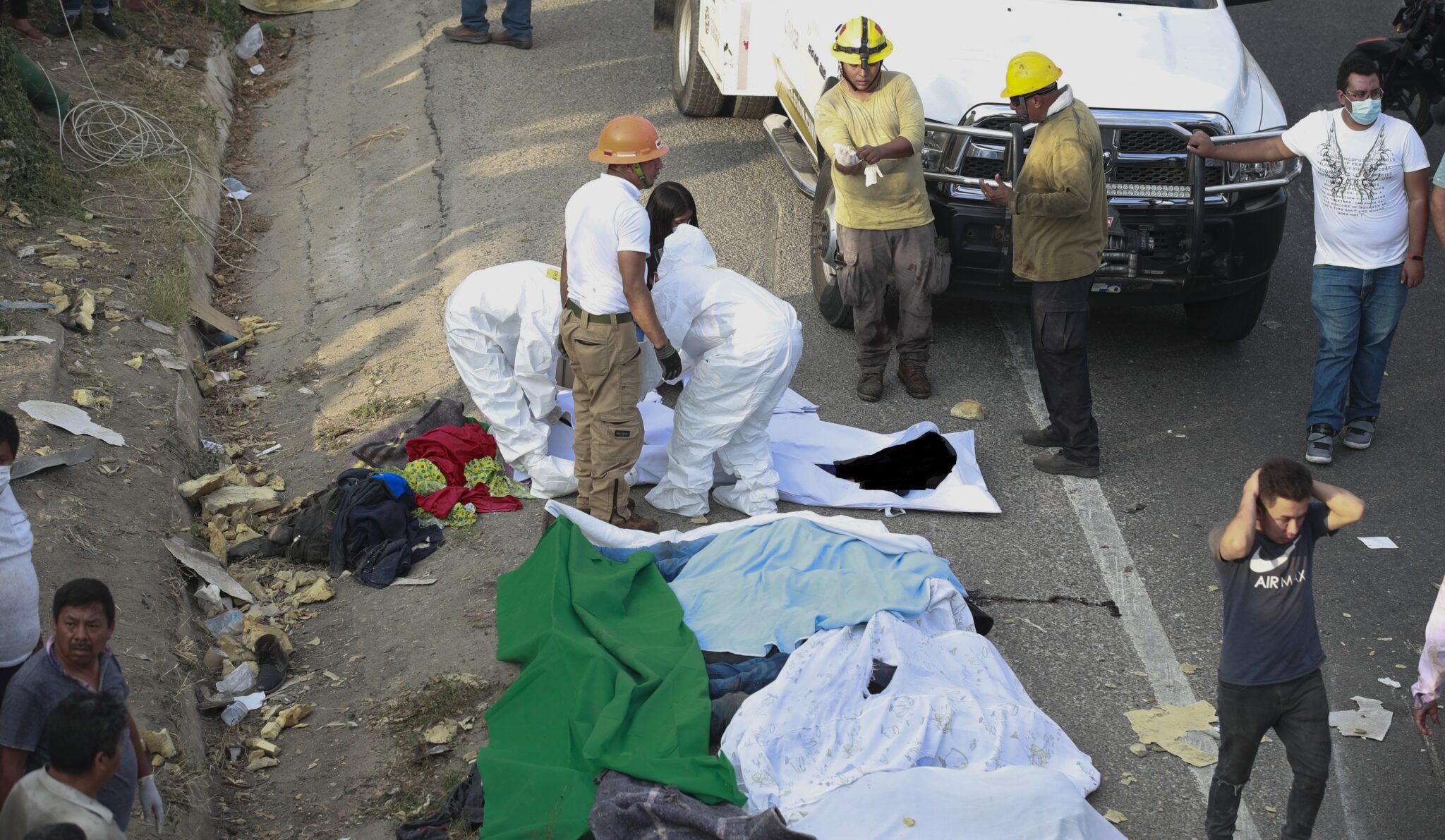 Τραγωδία στο Μεξικό: 53 μετανάστες νεκροί σε τροχαίο δυστύχημα (ΒΙΝΤΕΟ)