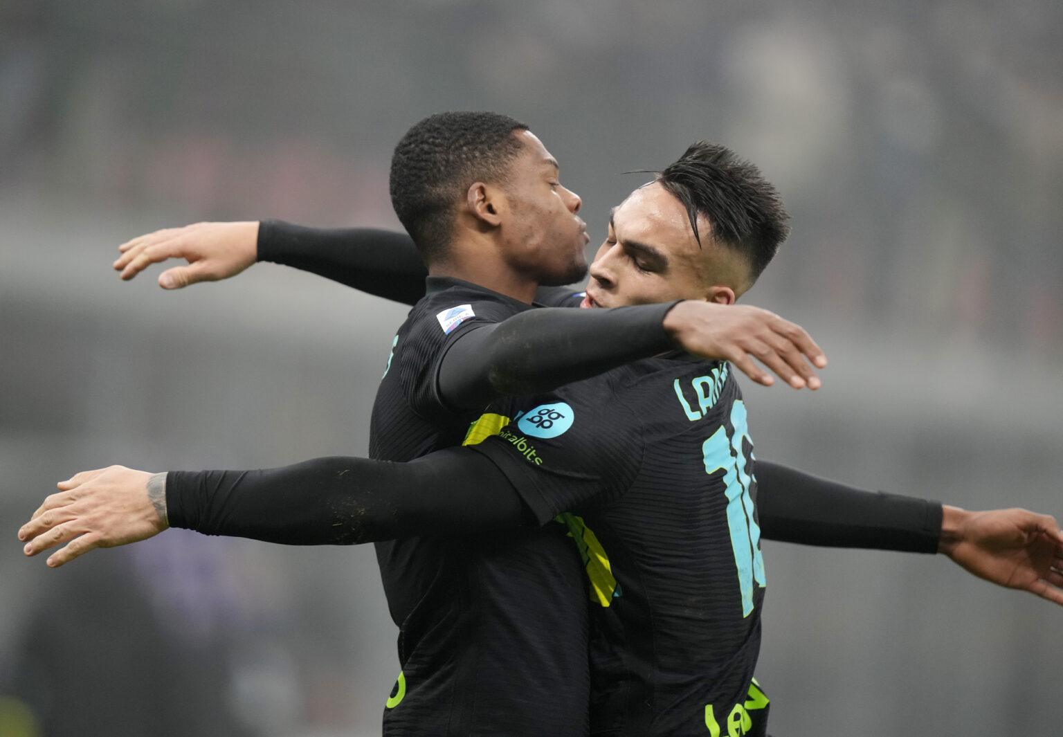 Στο +7 με… ζόρι η Ίντερ, γκέλα για Ρόμα