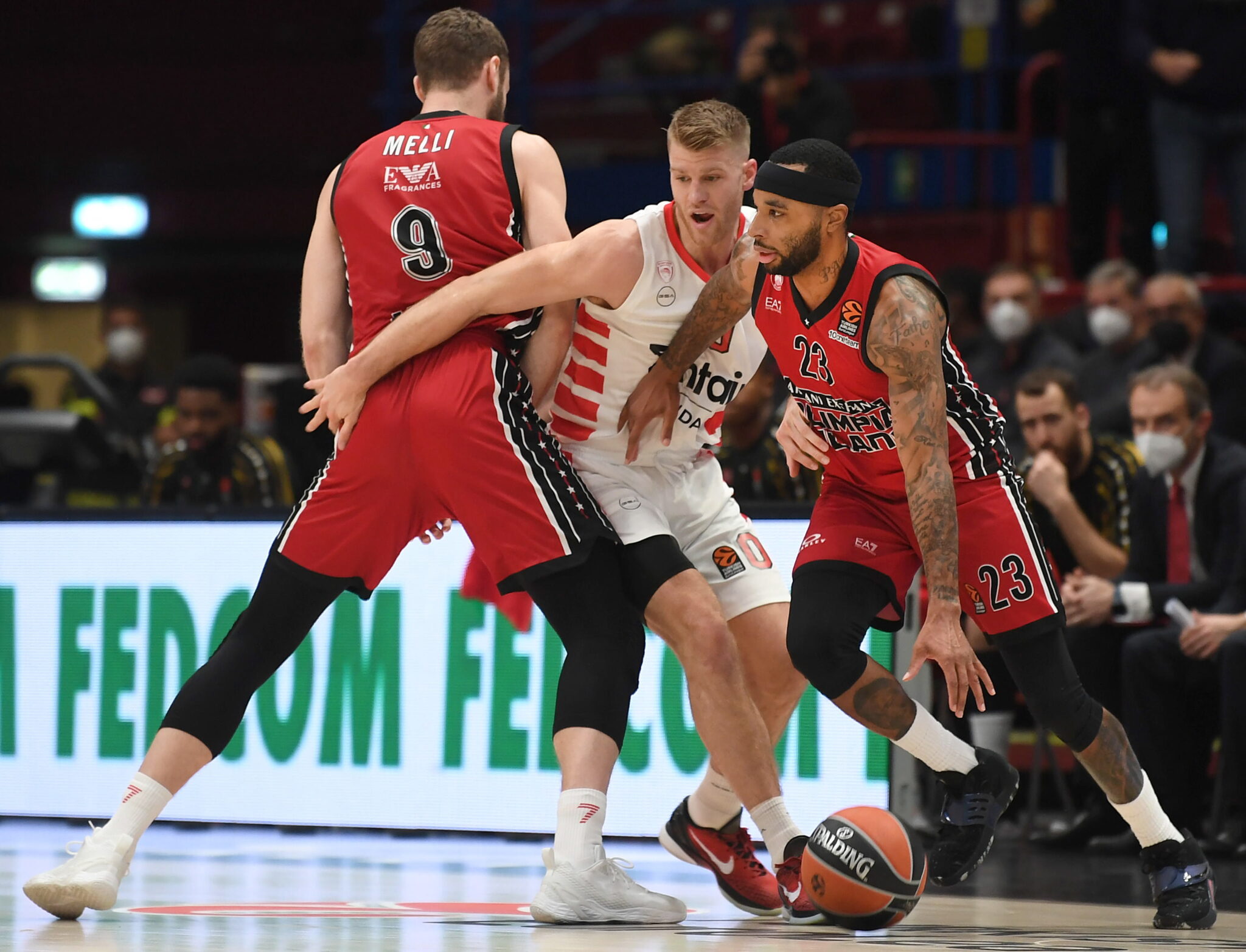 Έξι κρούσματα στην Αρμάνι Μιλάνο, προς αναβολή το ματς με Ζαλγκίρις