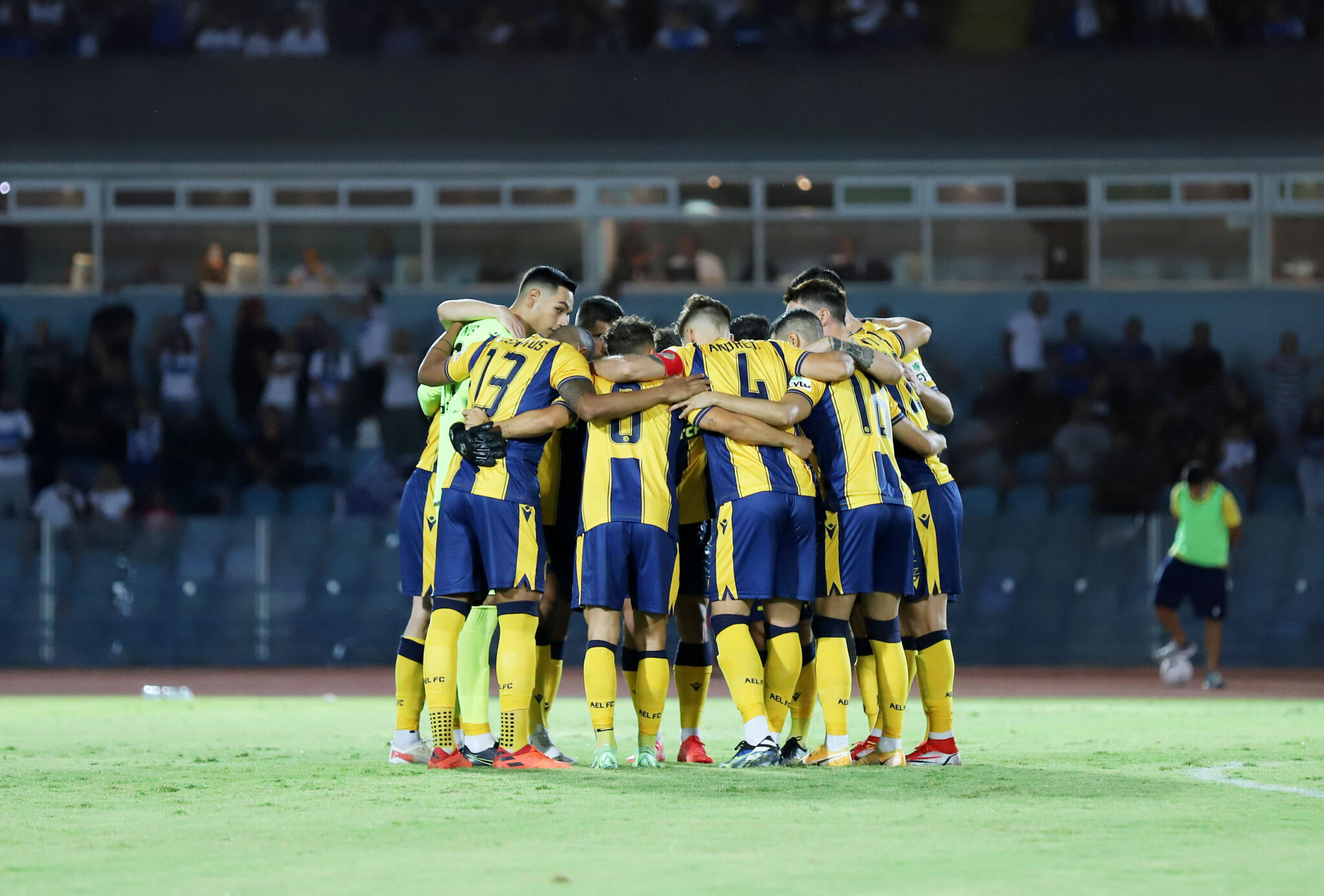 Αποστολή με… απαρτία για την ΑΕΛ