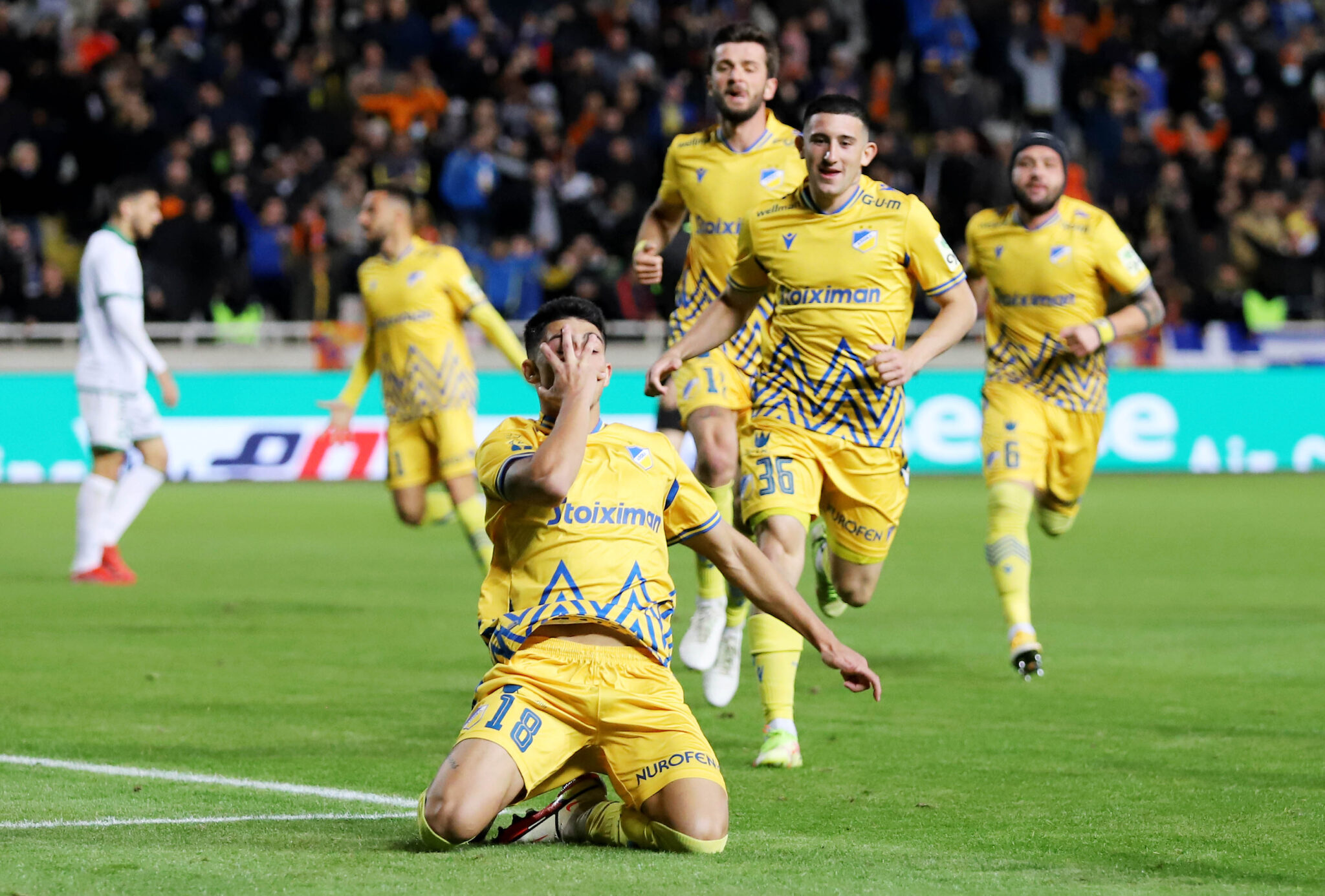 «Πάτησε» την Ομόνοια και πήρε μεγάλη νίκη ο ΑΠΟΕΛ (ΦΩΤΟ & ΒΙΝΤΕΟ)