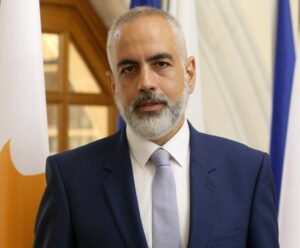 Θετικός στον κορωνοϊό με ήπια συμπτώματα ο Υφυπουργός Ναυτιλίας