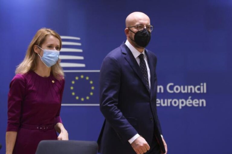 "Οι περιορισμοί στα ταξίδια λόγω covid να βασίζονται σε αντικειμενικά κριτήρια"