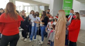 Χριστουγεννιάτικο δώρο από την Πρόεδρο της Βουλής στο Μακάρειο Νοσοκομείο