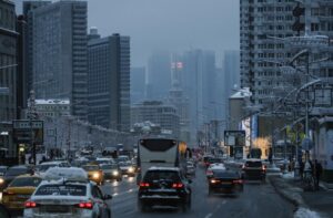 "Μπλόκο" σε επτά Βρετανούς πολίτες από τη Μόσχα