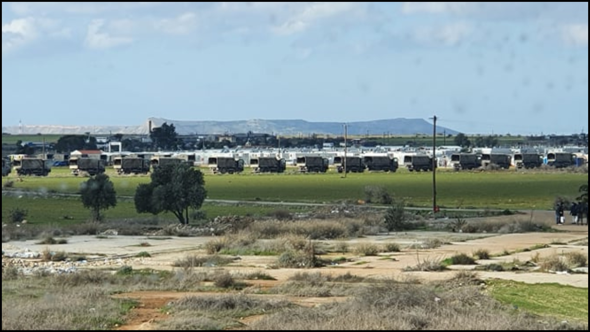 Εξακόσιοι και πλέον μετανάστες στα Steyr της ΕΦ που αναχώρησαν απο το "Πουρνάρα"