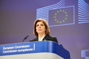 Κυριακίδου: Το καλύτερο δώρο για την Πρωτοχρονιά είναι ο εμβολιασμός